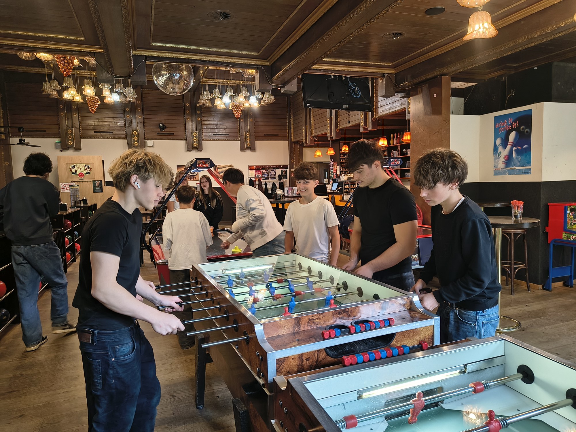 Tischfußball beim Kennenlerntag der 1bk